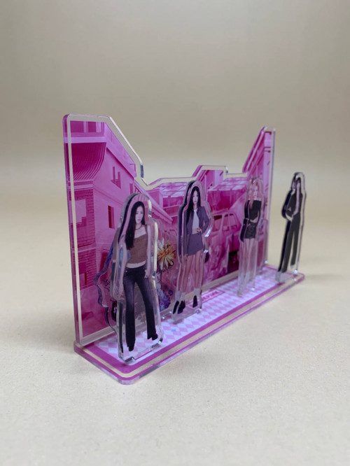 Акриловая многослойная фигурка BLACKPINK 11 – яркий акцент для коллекционеров!
