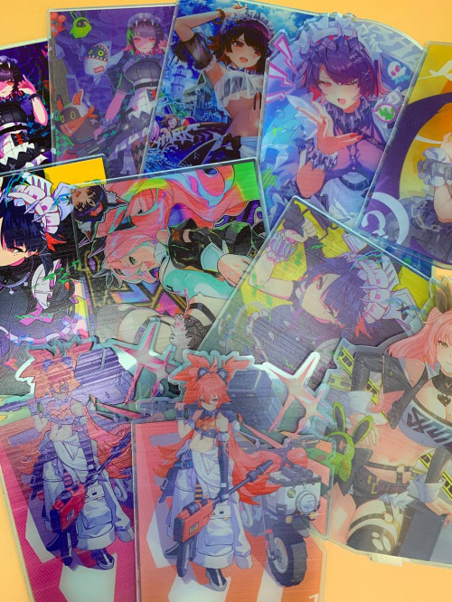 Уцененные акриловые фигурки из Zenless Zone Zero — случайный набор!
